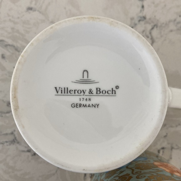 Villeroy & Boch Bone China Set - Picture 7 of 10